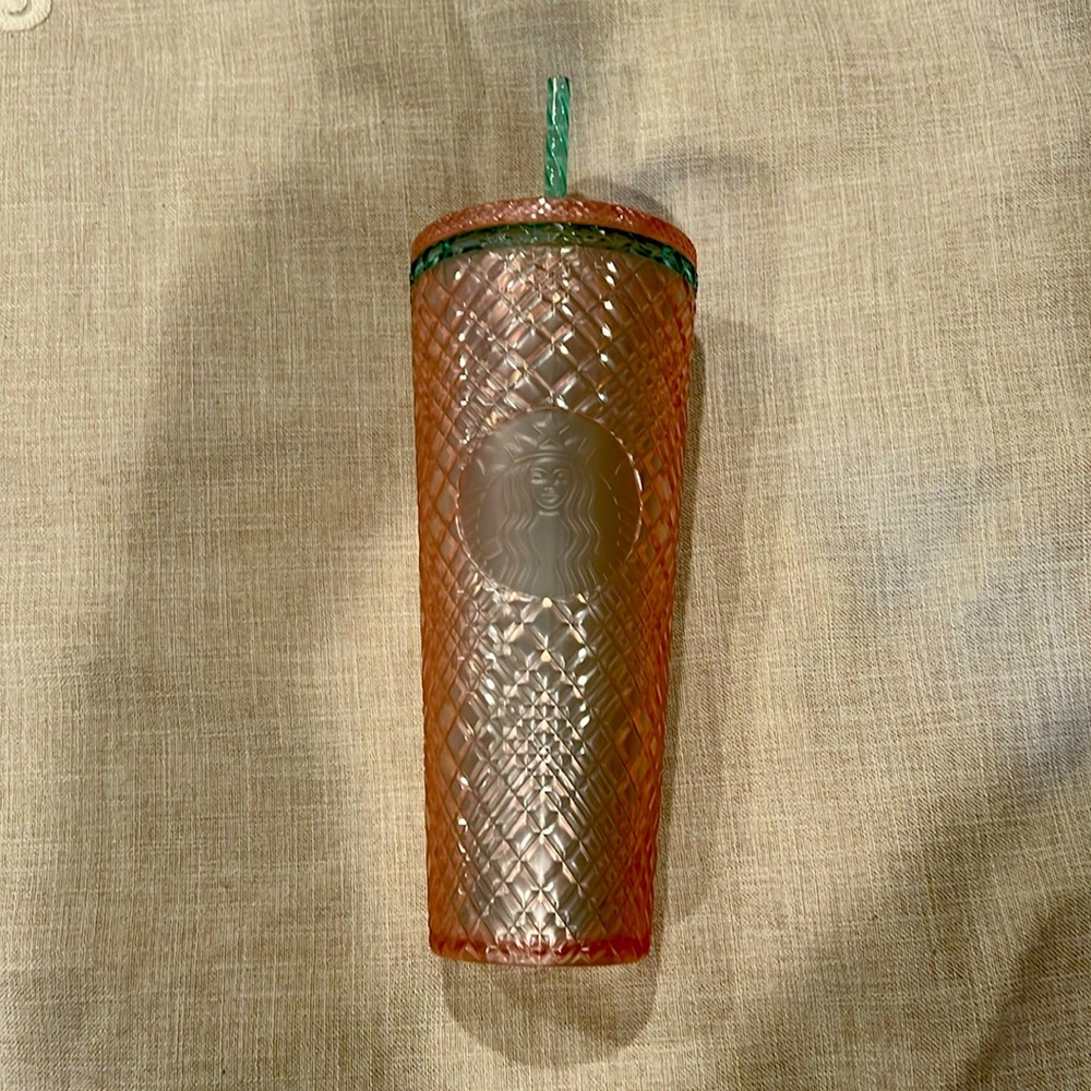 Starbucks 24oz tumbler with straw